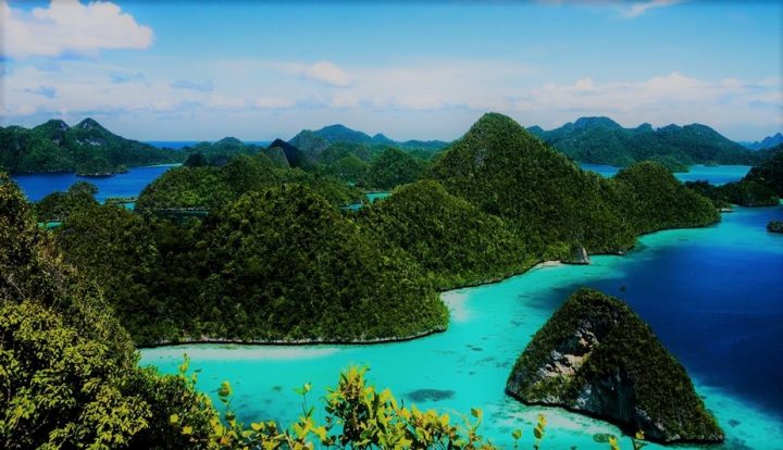 Mantap! Ini 5 Tempat Wisata Di Papua Yang Populer Di Dunia » Lazuva.com - Tempat Wisata Indonesia | Pariwisata Indonesia
